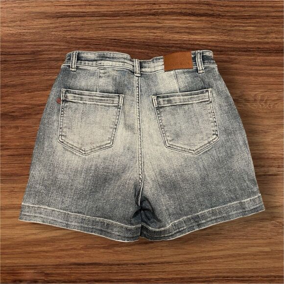 Judy Blue Light Acid Wash Denim Shorts Women Size Large - Picture 2 of 6